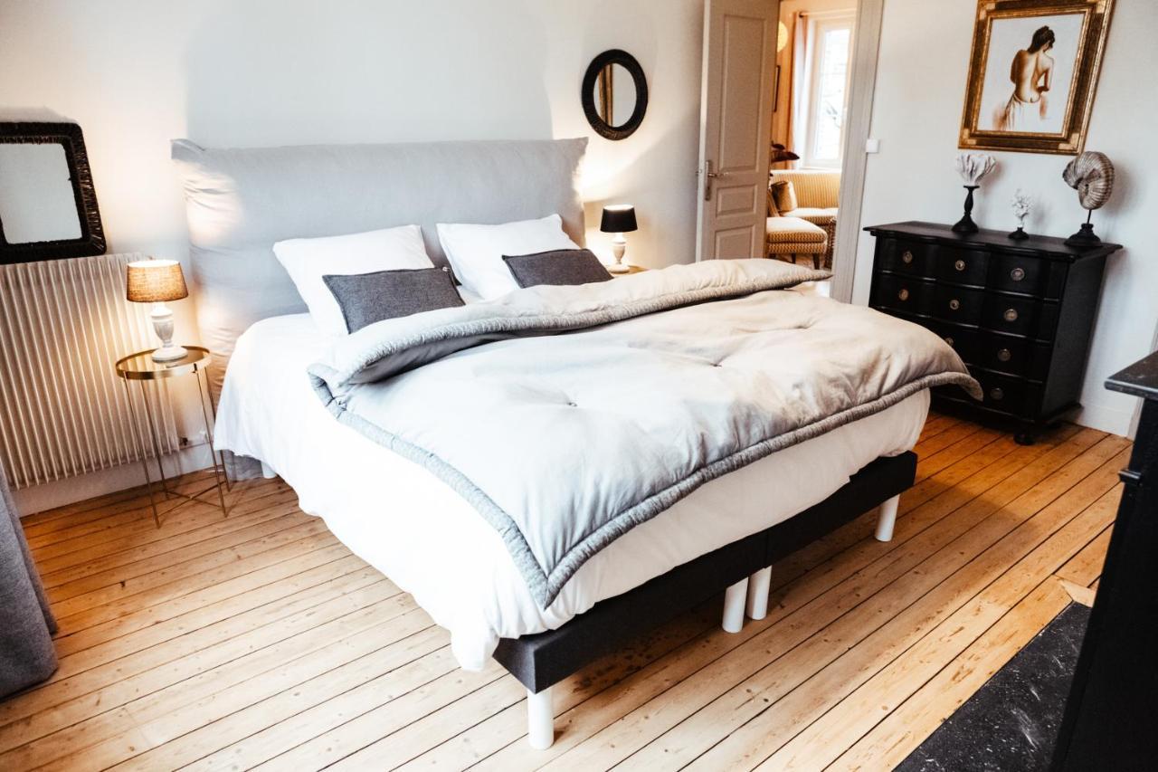 Les Apparts D 'Agnes - Carmen Honfleur Exterior foto